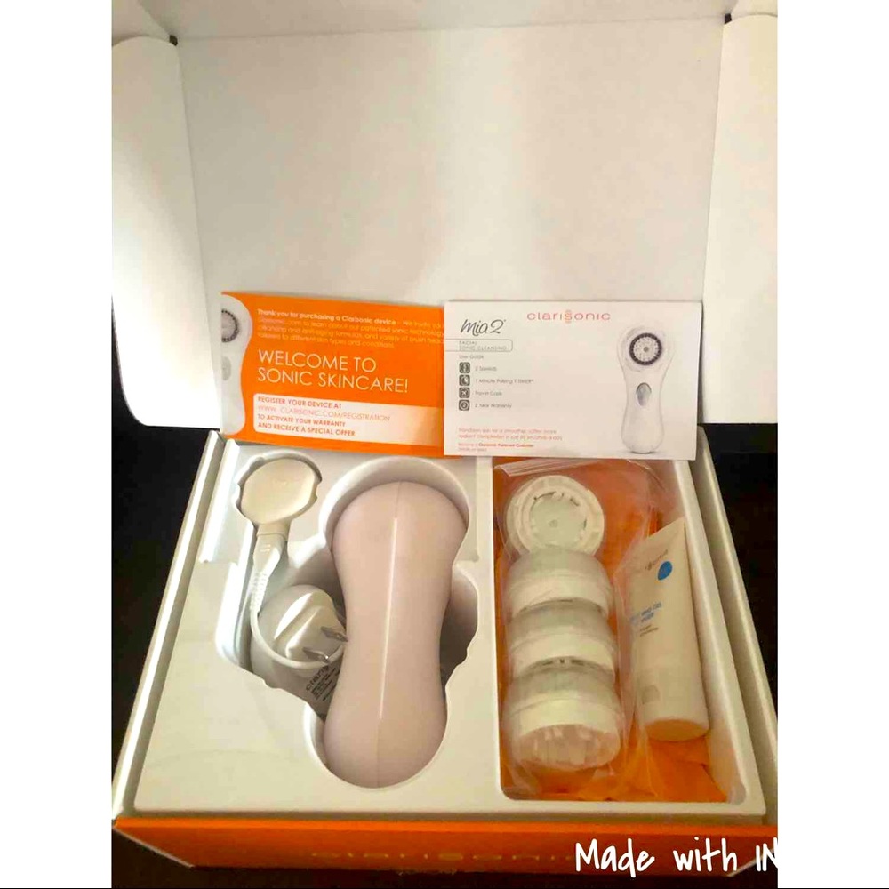 *NEW* Clarisonic Mia2 Sonic Cleansing System